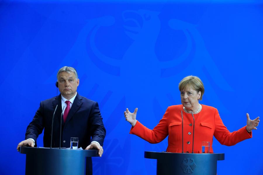 Menekültügyi vitába fulladt Orbán berlini látogatása