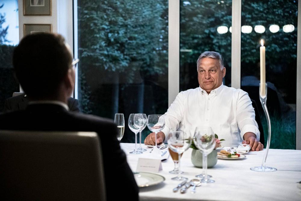 Orbán és Mateusz Morawiecki lengyel kormányfő munkavacsorája az Európai Unió kétnapos brüsszeli csúcstalálkozója előtt