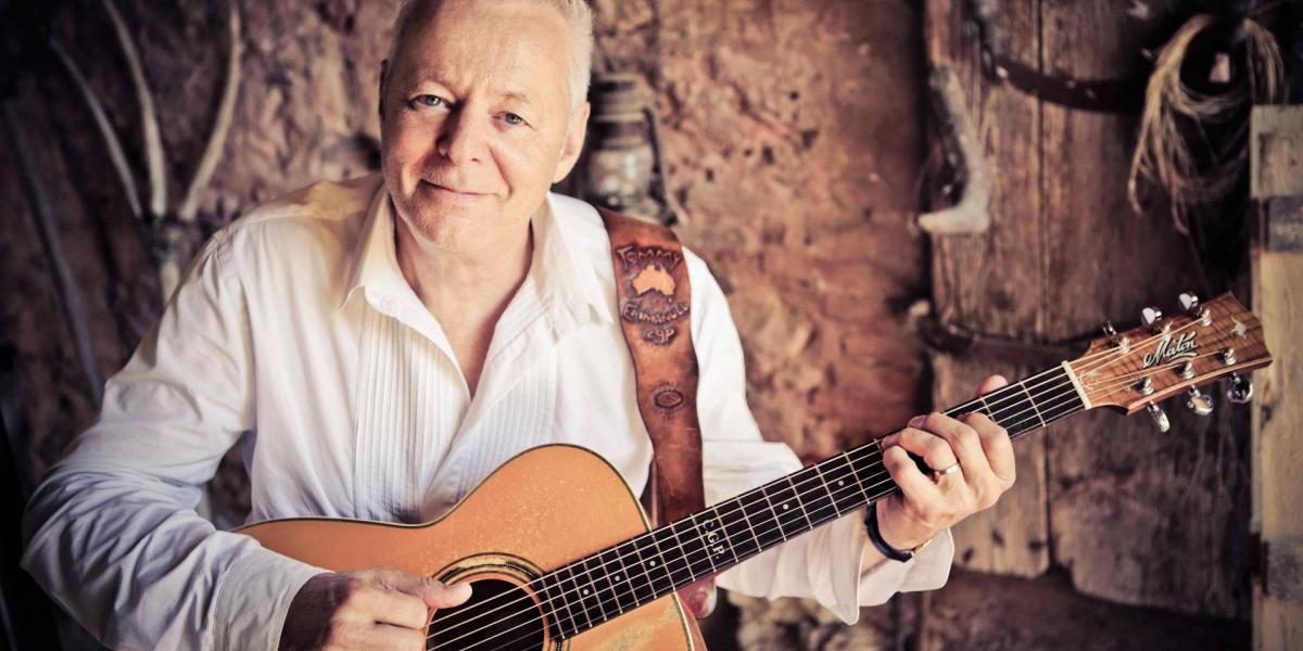 Tommy Emmanuel nem dönti el előre a repertoárt. „A pillanatnyi ihlet és a közönség reakciója dönt”