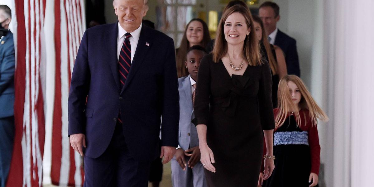 Donald Trump és Amy Coney Barrett a Fehér Házban