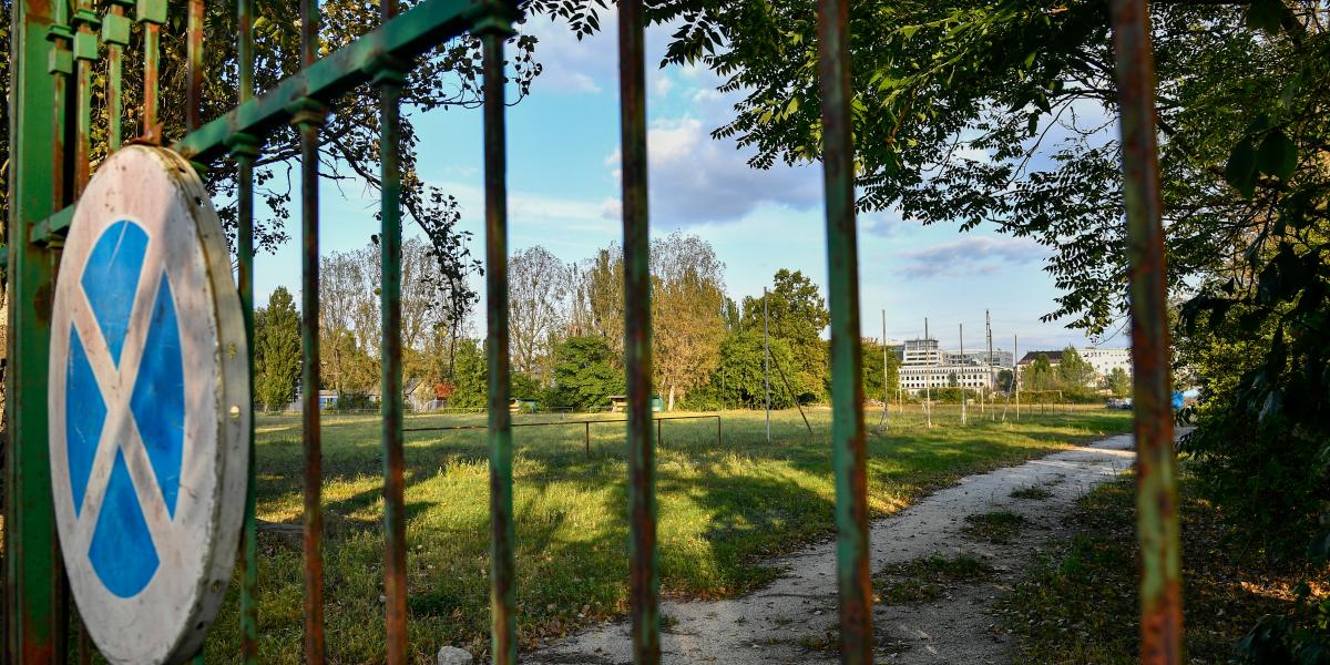 Képünk illusztráció, a Bodor utcai sportpálya Budapest XIII. kerületében 2021. szeptember 21-én