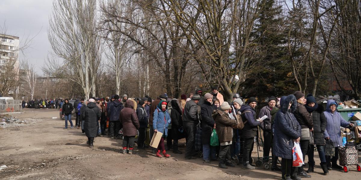 Sok ezren várják még mindig a
kimenekítést az ostromlott Mariupolból