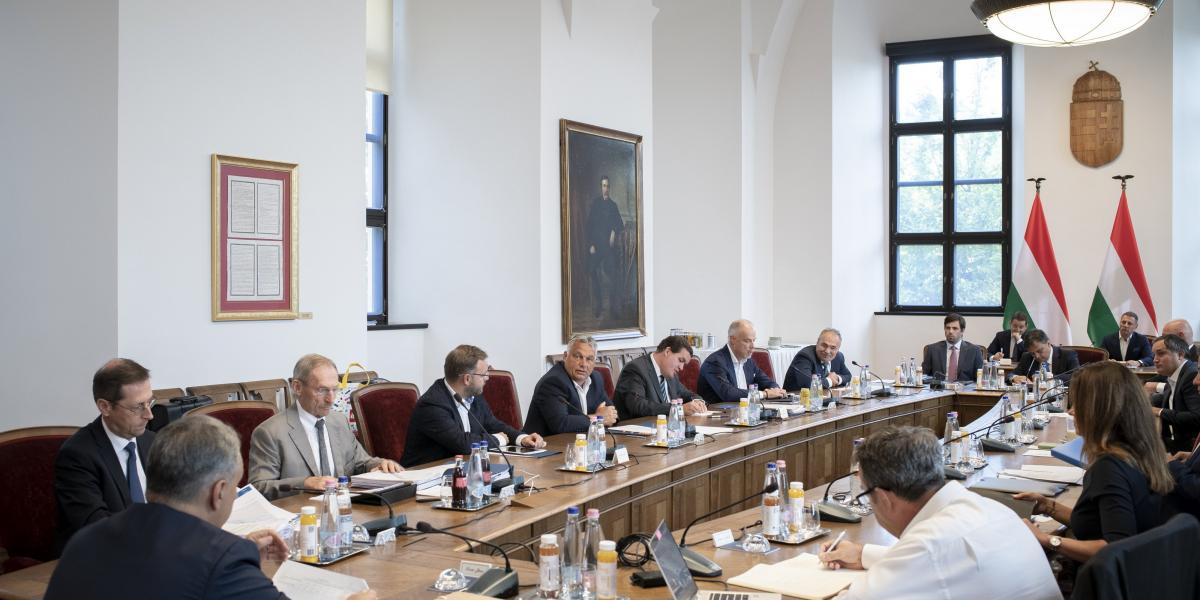 Kormányülés a Karmelita kolostorban 2022. szeptember 2-án