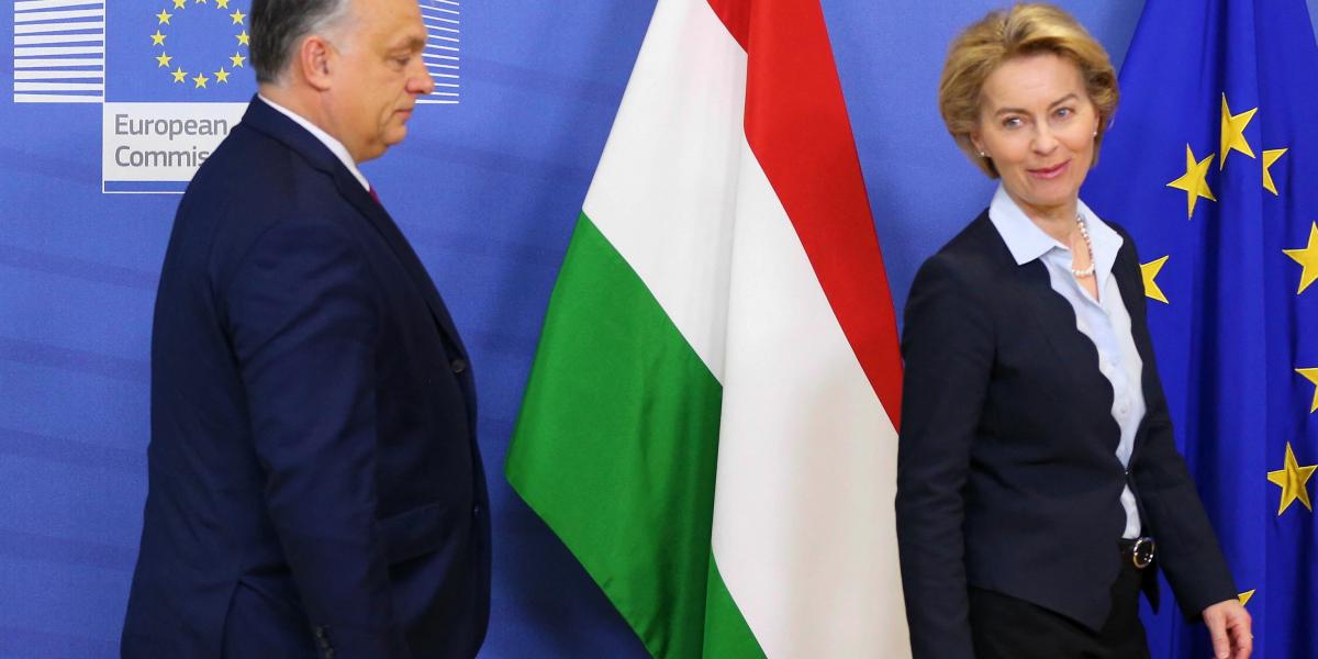 ­Itt a bejelentés, az Európai Bizottság javasolja, hogy felfüggesszenek 3000 milliárd forintnyi támogatást Magyarországnak, amíg az Orbán-kormány nem teljesít