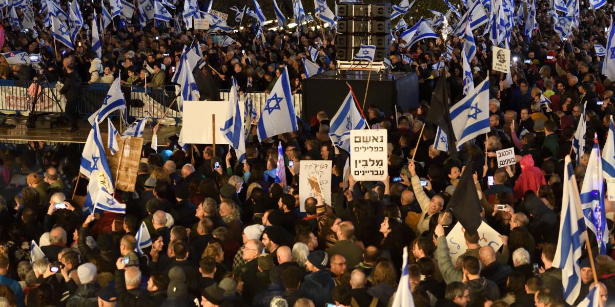 Nyolcvanezren tüntettek Tel-Avivban az igazságügyi reform ellen