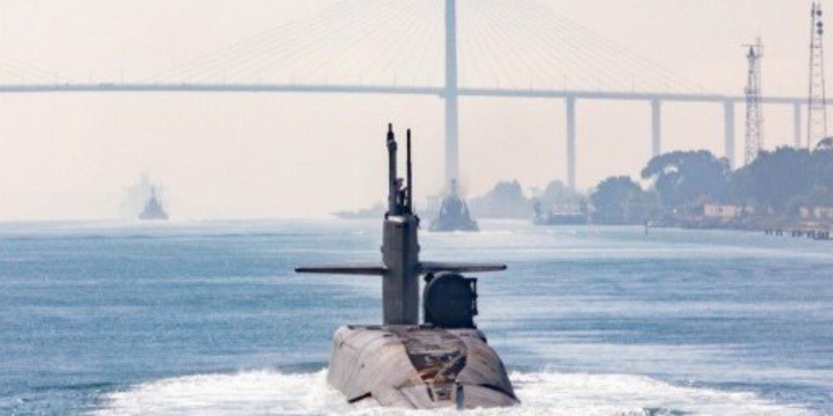 Atomtöltetet hordozó amerikai tengeralattjáró jelent meg Izrael közelében, egyre feszültebb a helyzet a libanoni határon