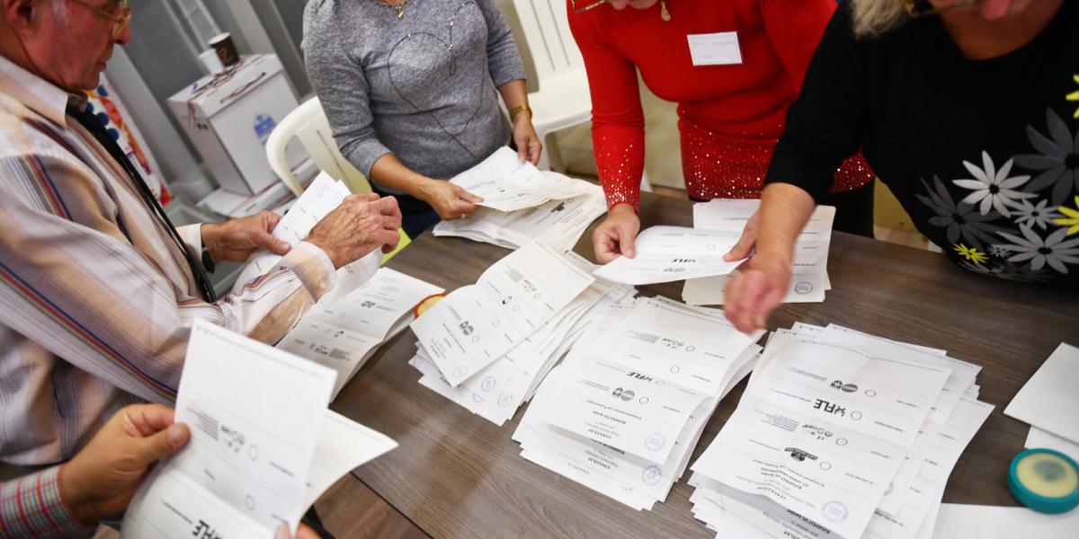 Még nem tudni, hogy csütörtökön kinek akar kedvezni a Fidesz