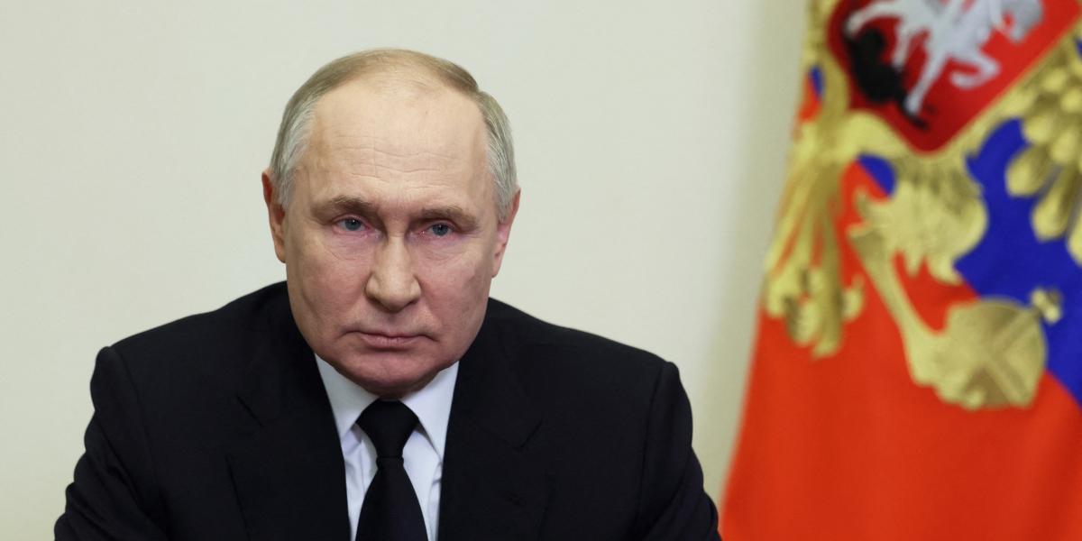 Vlagyimir Putyin: Ukrajna felé tartottak a terroristák, amikor elfogták őket, segítséget kaptak volna a határ átlépéséhez
