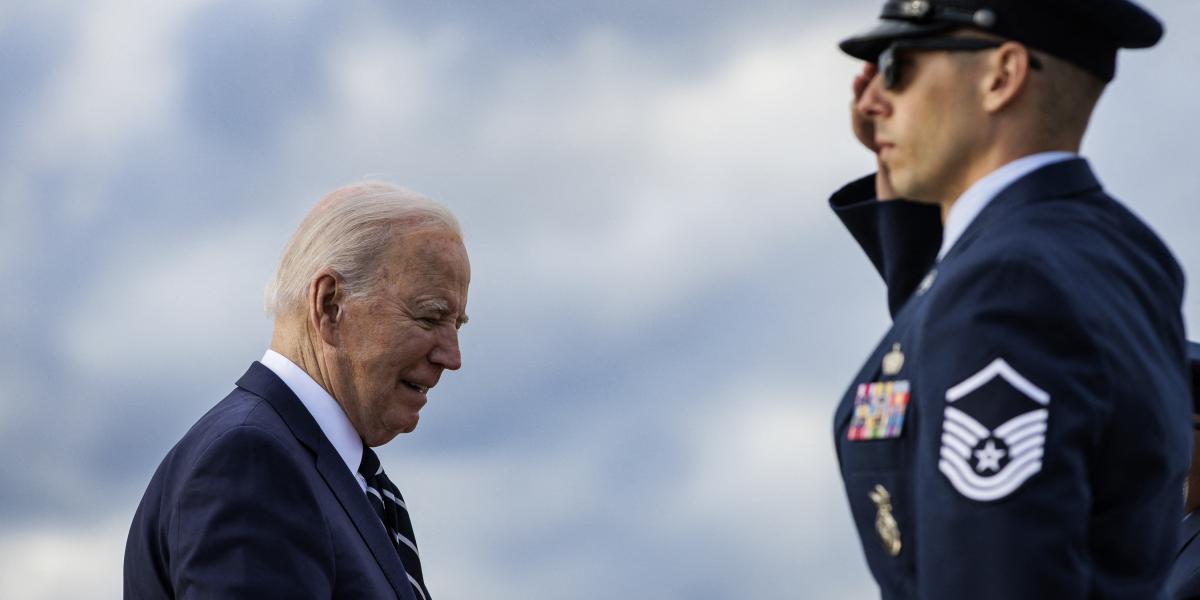 Pattanásig feszült a helyzet, Joe Biden összehívta a nemzetbiztonsági stábját az iráni-izraeli konfliktus miatt