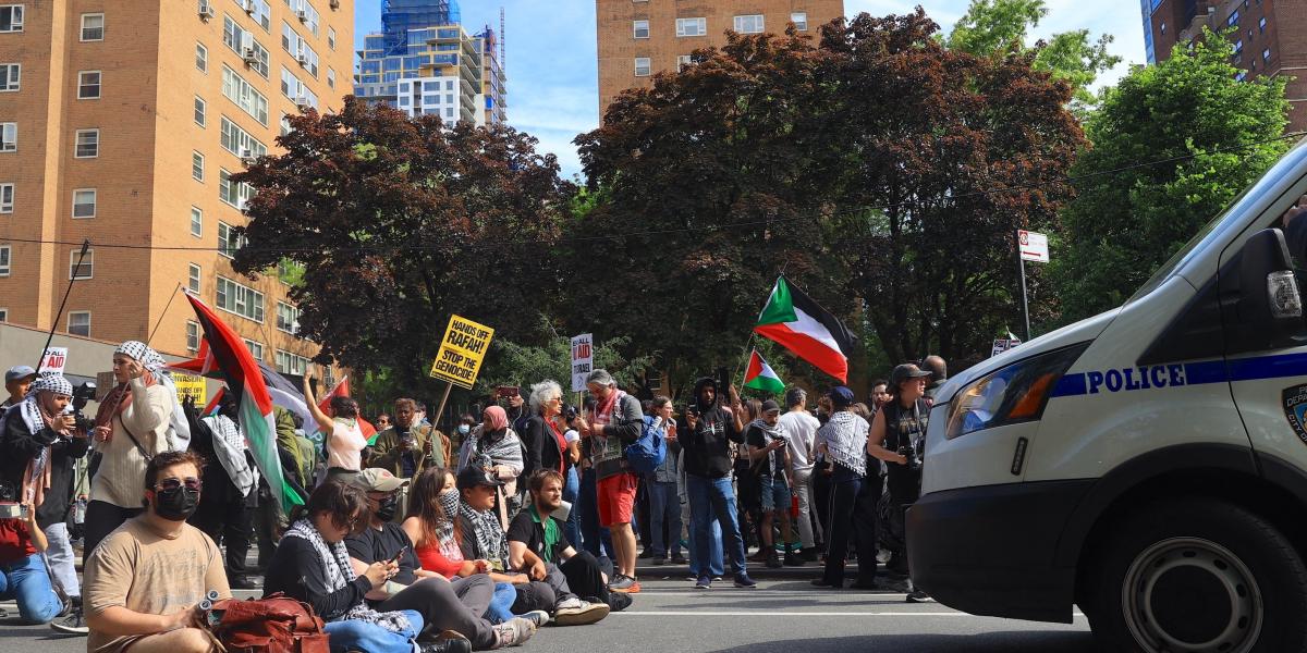 New Yorkban a forgalmat is megbénították a demonstrálók