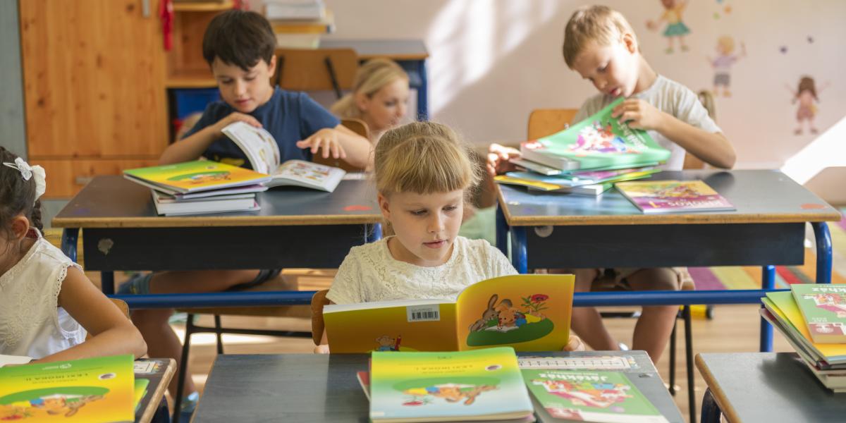 Tanévnyitóra készültek Iványi Gáborék iskoláiban, de már csak ügyeletben fogadják azokat a gyerekeket, akiknek még nincs helyük