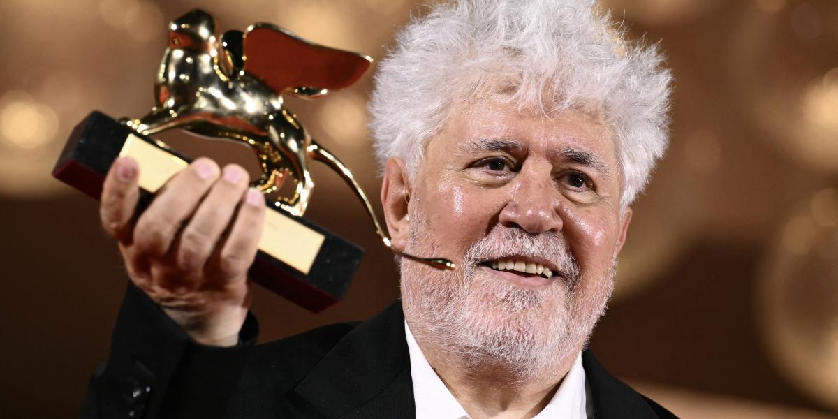 Pedro Almodóvar az Arany Oroszlánnal