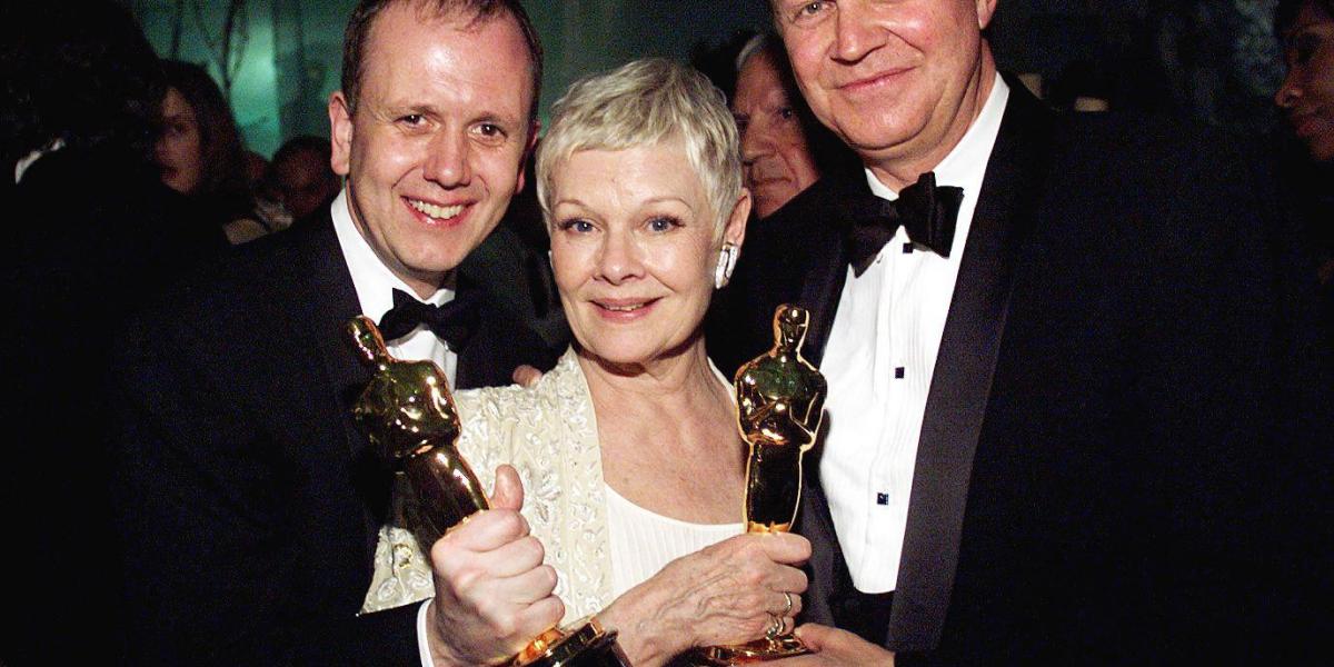 Judi Dench és az Oscar-díj, amelyet I.
Erzsébet megformálásáért kapott