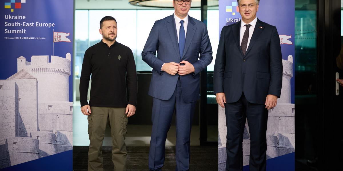 Zelenszkij, Vucic és Plenkovic Dubrovnikban. A Moszkvával jó kapcsolatokat ápoló szerb elnök feltételekkel vett részt a csúcson