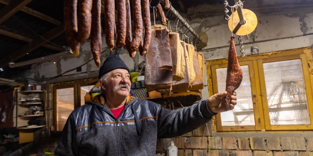  Kertész Attila és családja is máshonnan érkezett Őrhalomba: számukra az volt a vonzó, hogy kialakíthatnak egy háztáji gazdaságot