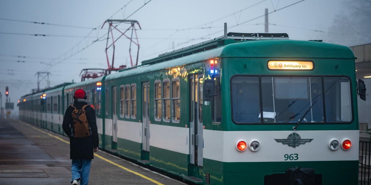 A MÁV forgalomból kivont motorkocsik felújításával mentené meg a HÉV-et