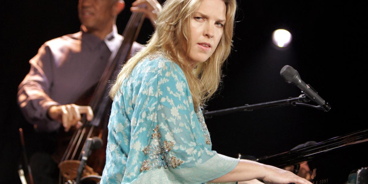 Diana Krall, a Grammy-díjas kanadai muzsikus talán a legismertebb kivétel 