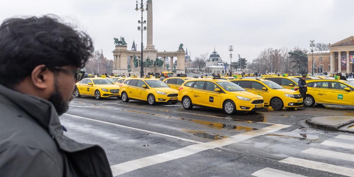 A taxisok indították el a lavinát, és még most sem elégedettek