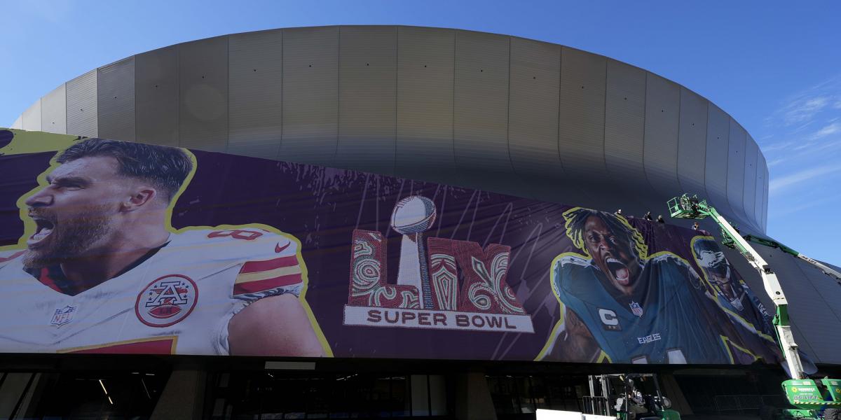 Nem csak a Superdome környéke, egész New Orleans napok óta lázban van a nagy esemény miatt