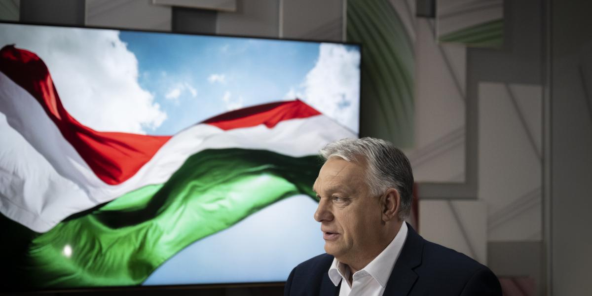 Orbán Viktor miniszterelnök interjút ad a Kossuth rádió Jó reggelt, Magyarország! című műsorában a brüsszeli Közmédia Központban 2025. március 7-én.