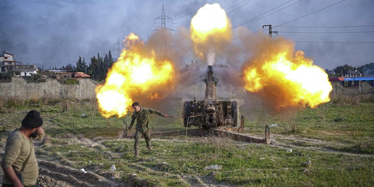 Latakia kormányzóságban kiújultak a harcok a kormányerők és Aszad hívei között