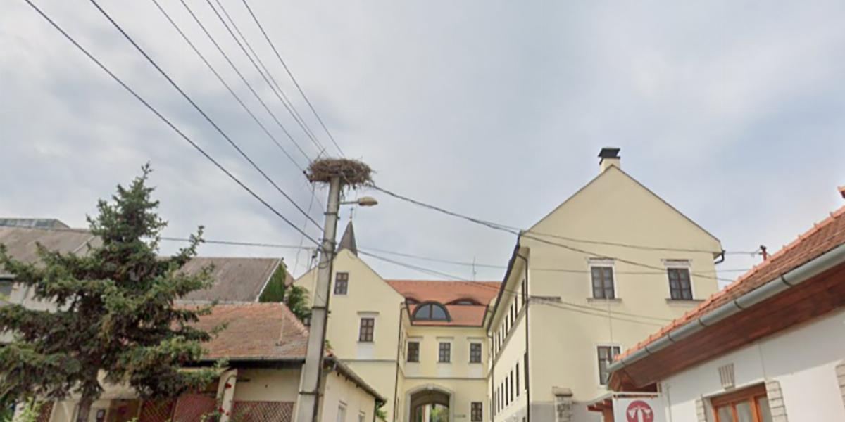 A Zákó köz 1. szám alatti műemlék épület 2023. májusában 