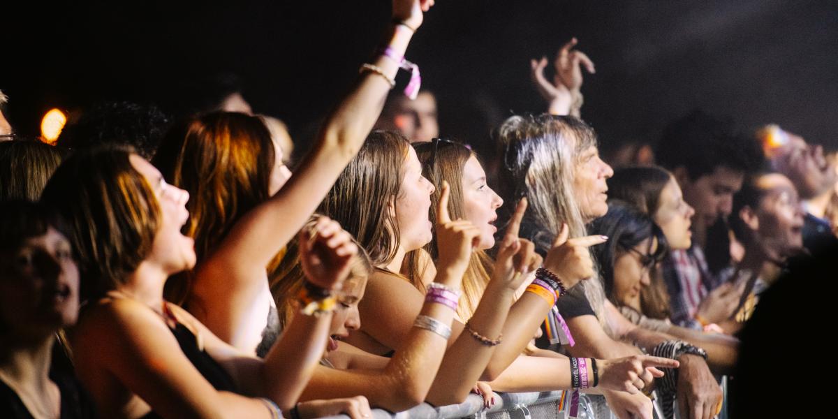 Illusztráció: Rajongók a 2024-es Ördögkatlan fesztiválon 