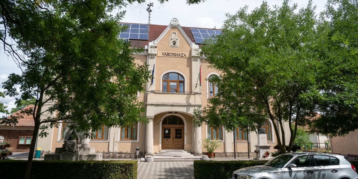 A mezőkeresztesi Városháza 