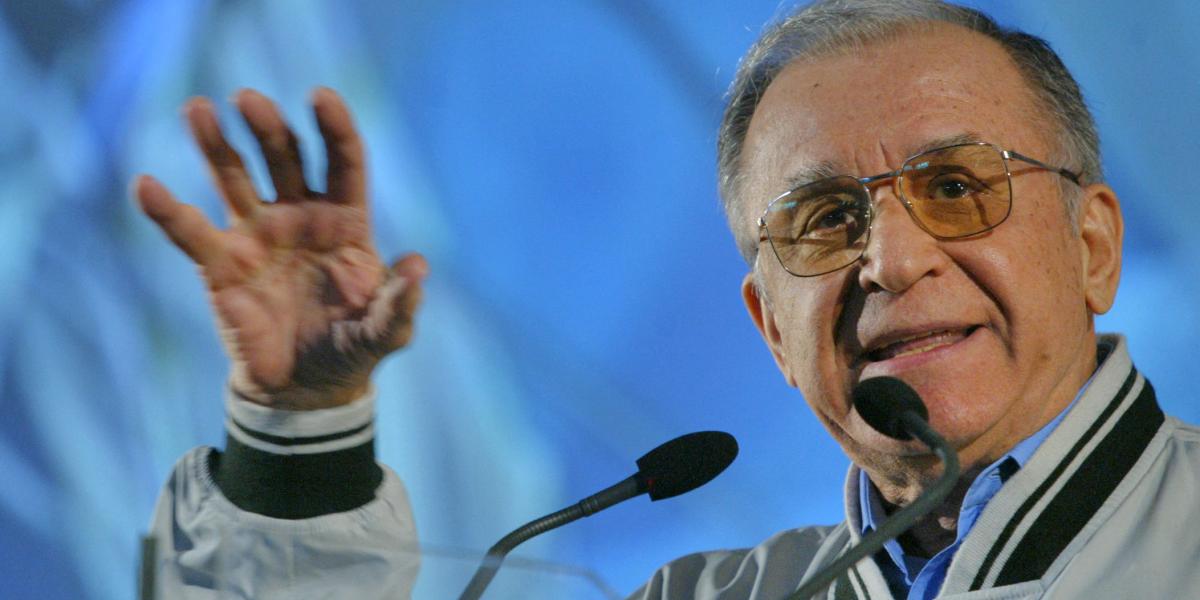 Iliescu egy 2004-es fényképen. 