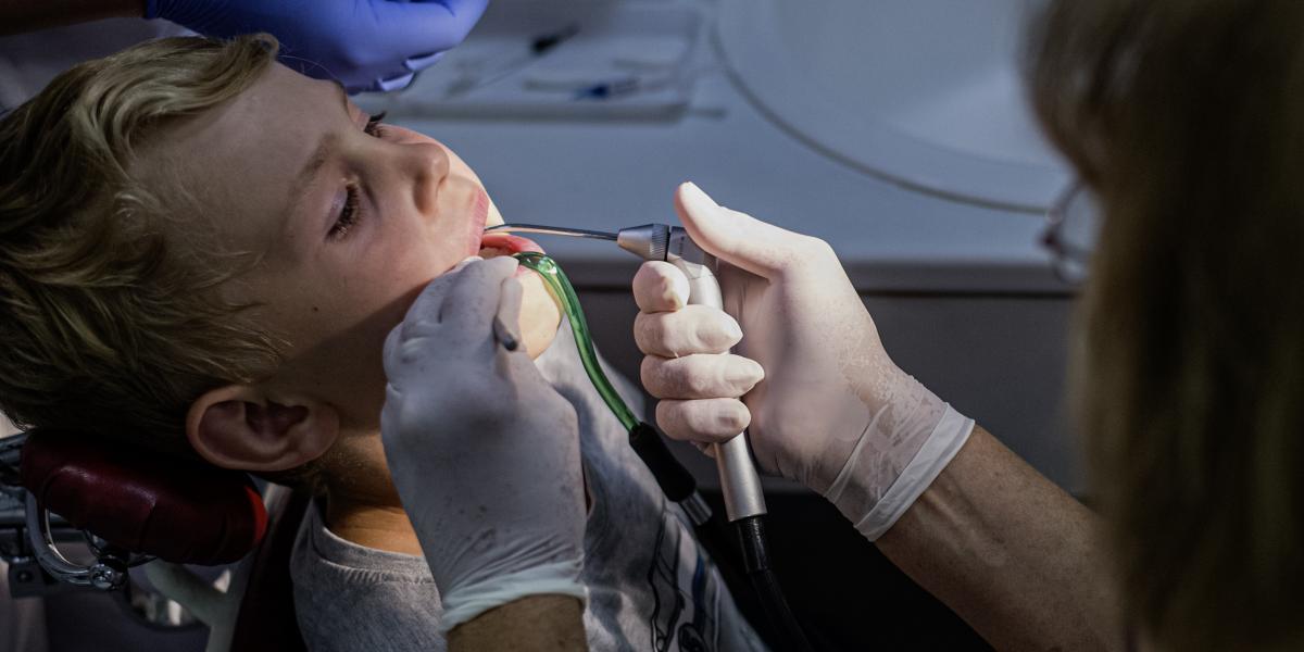 Az állami gyermek-fogszabályozásra éveket kell várni