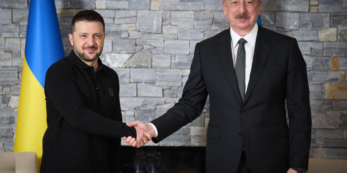 Az idei davosi Világgazdasági Fórumon is tárgyalt egymással Ilham Aliyev azeri és Volodimir Zelenszkij ukrán elnök