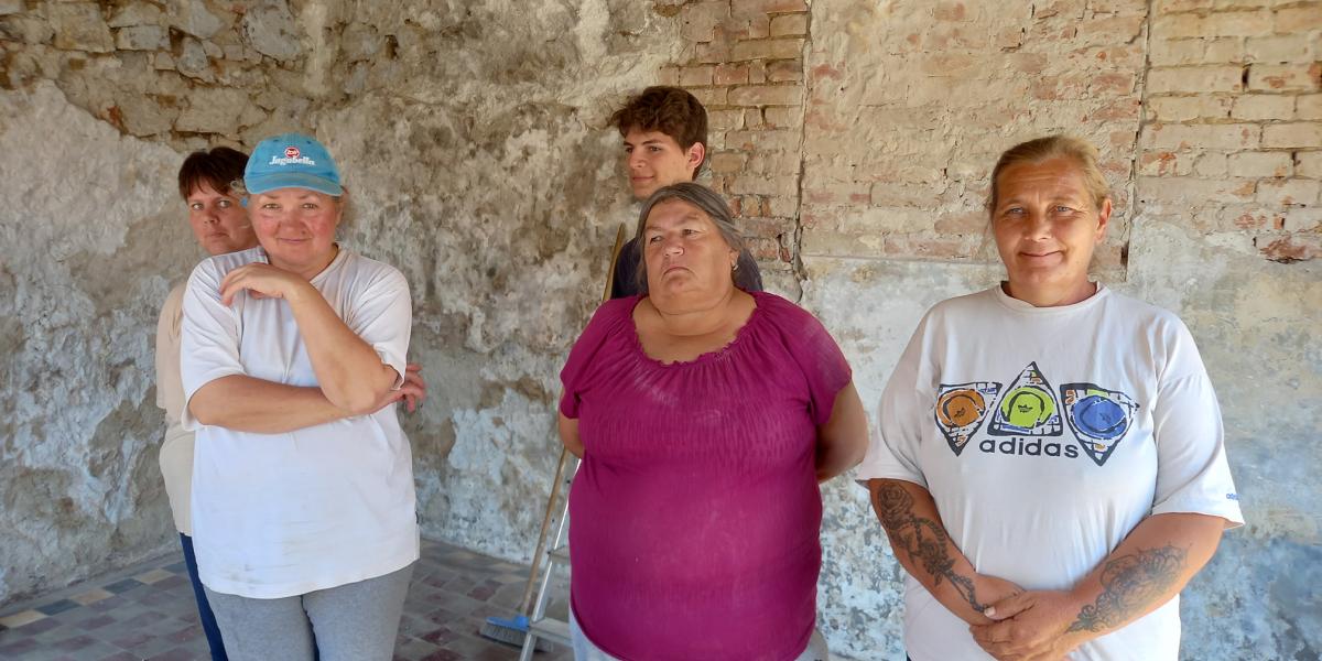 A közmunkások alig várják, hogy újra birtokba vehessék a megállót