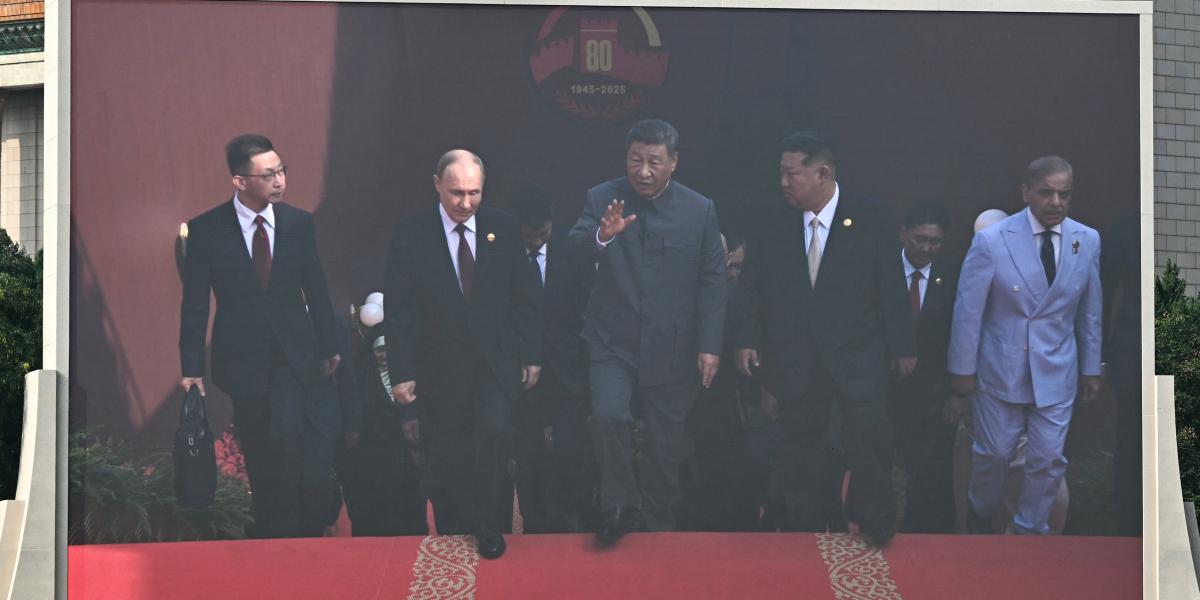 Vlagyimir Putyin, Hszi-csin-ping és Kim Dzsongun először együtt