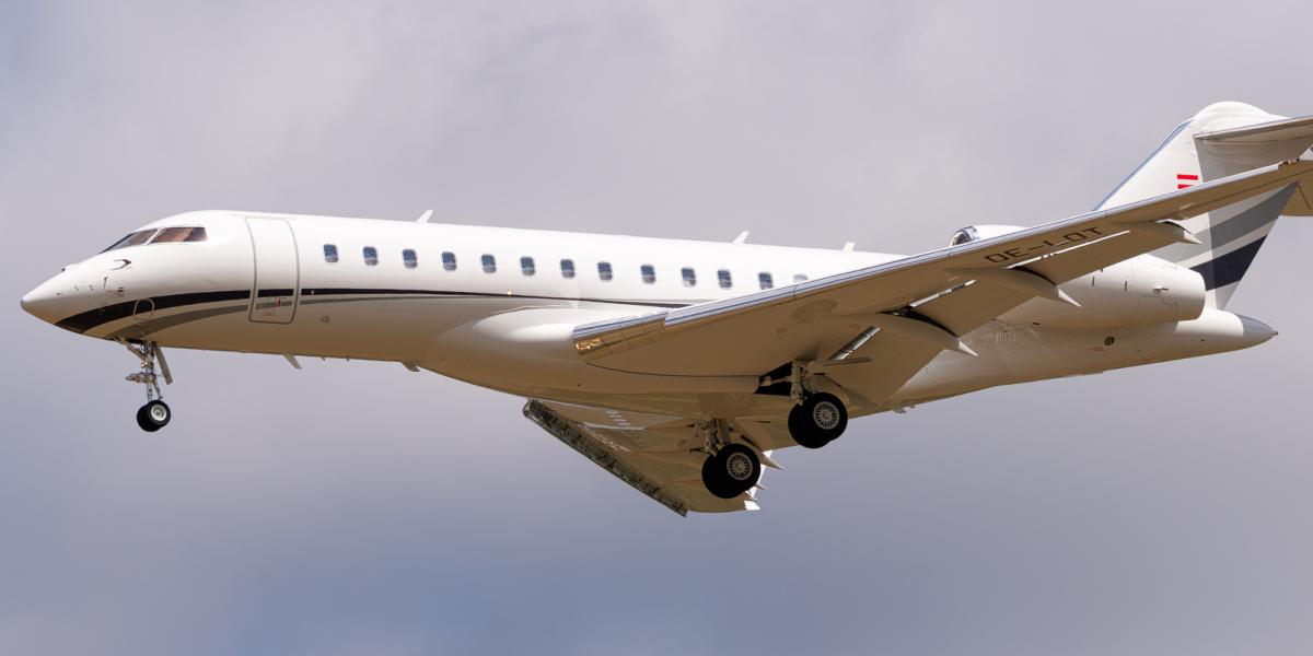 Mészáros Lőrinc magángépe - Korábbi felvétel 