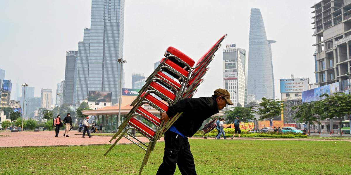 Az egykori Saigon, a mai Ho Si Minh-város. A háború lezárulta óta eltelt 50 év során Vietnám, a „kis sárkány” valóságos gazdaságtörténeti csodát élt át