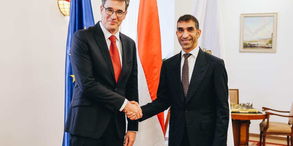 Karácsony Gergely főpolgármester és Thani bin Ahmed Al Zeyoudi a budapesti városházán