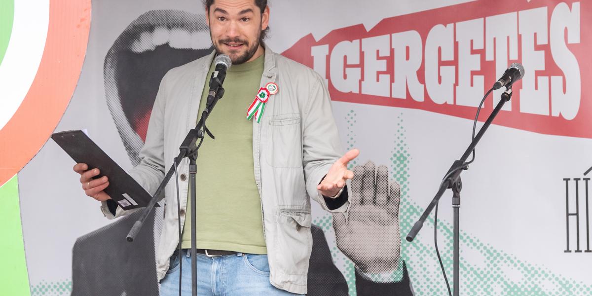 Nagy Dávid a Kutyapárt március 15-i rendezvényén