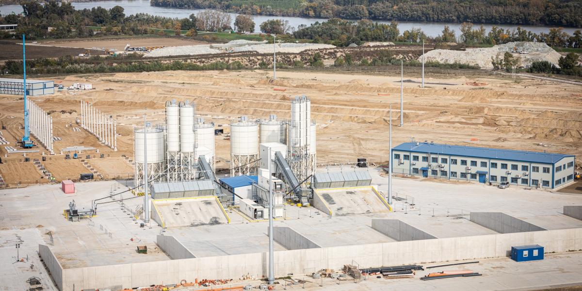 Paks 2 ­2035-ös átadása szinte kizárt, minimum meg kellene szűnnie hozzá az olyan nehezítő körülménynek, mint az ukrán háború