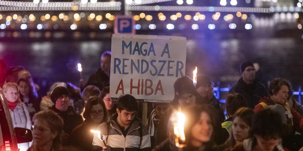 A tavalyi gyermekvédelmi tüntetésen. A rendszer változhat