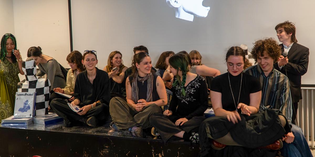  A közösség a legfontosabb. Inspiráló, hogy hierarchia nélkül dolgoznak