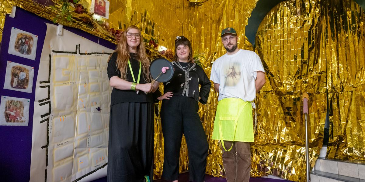 Kocsi Olga, Pszota Dalma és Gara Ádám mindenkit örömmel vár a Szendvicsbárban