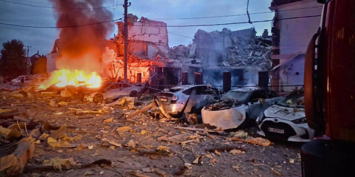 Kijev lángokban 2025. szeptember 28-án reggel 