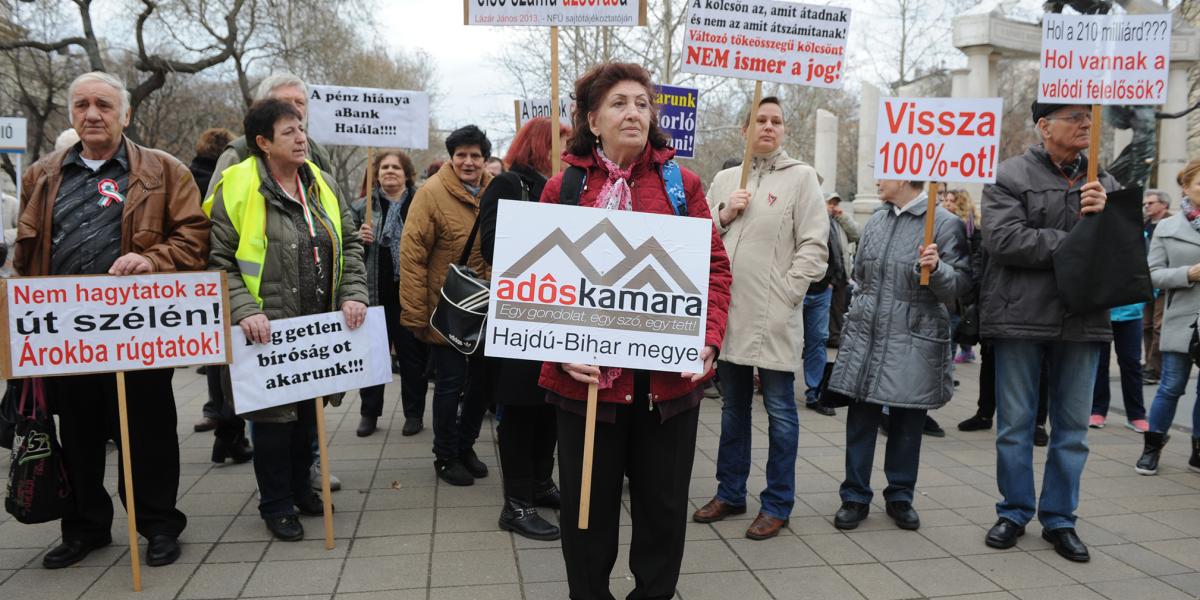 Felcsillant a remény, de még mindig nem az összes devizakárosult számára 