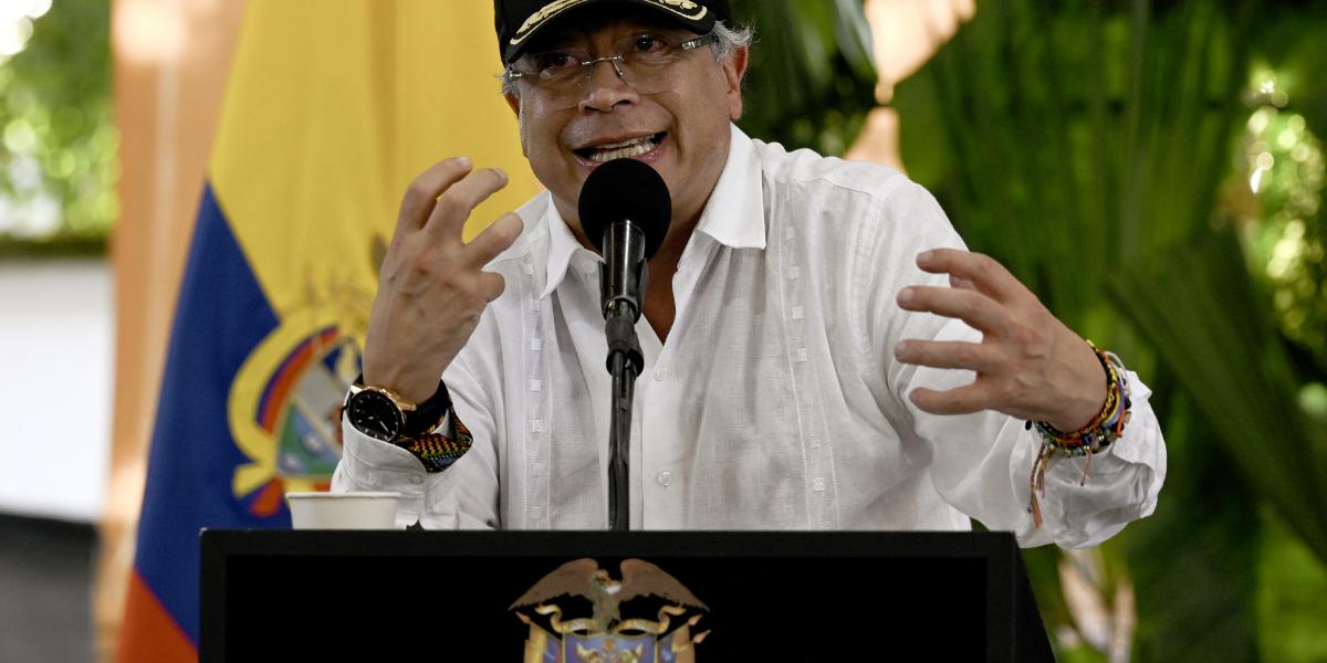 A legutóbbi fejlemények után Gustavo Petro sem maradhatott csendben