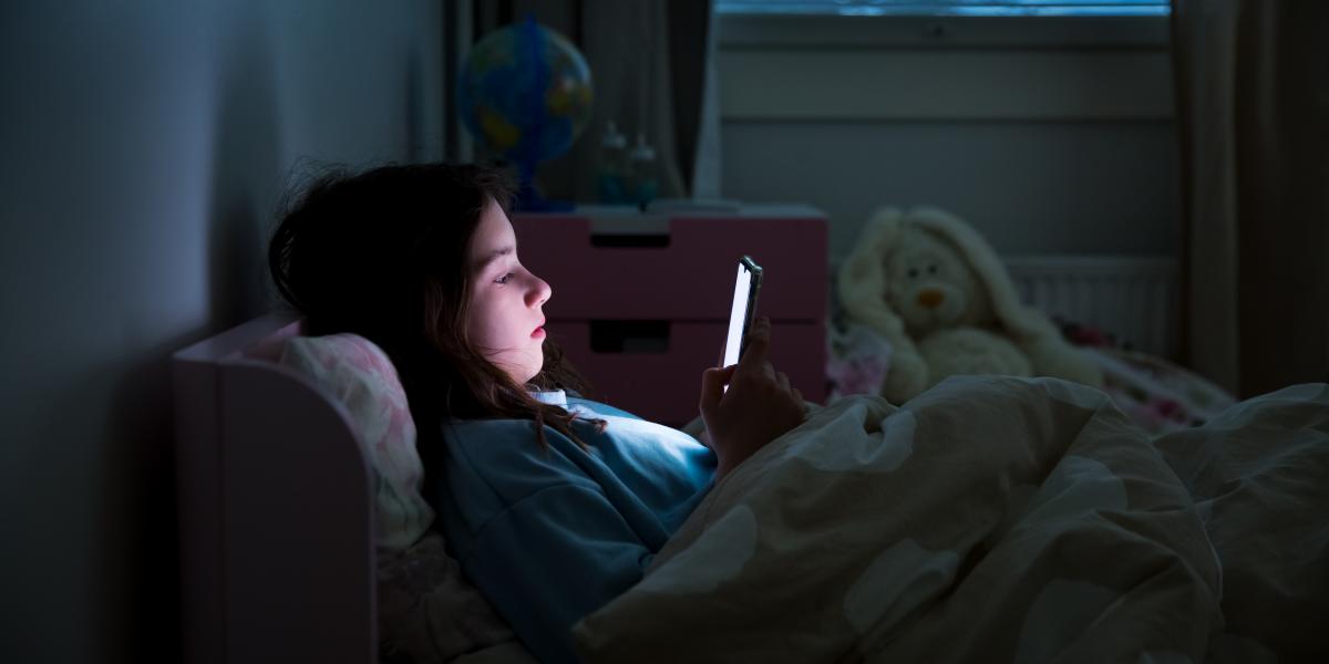 A javaslat eredetileg a gyermekek szexuális bántalmazás elleni online védelmét célozza