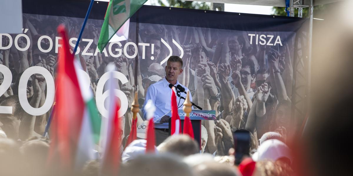 A Tisza elnöke sokakat megszólít, az ellenzékiek majd fele pedig félreteszi értékpreferenciáit