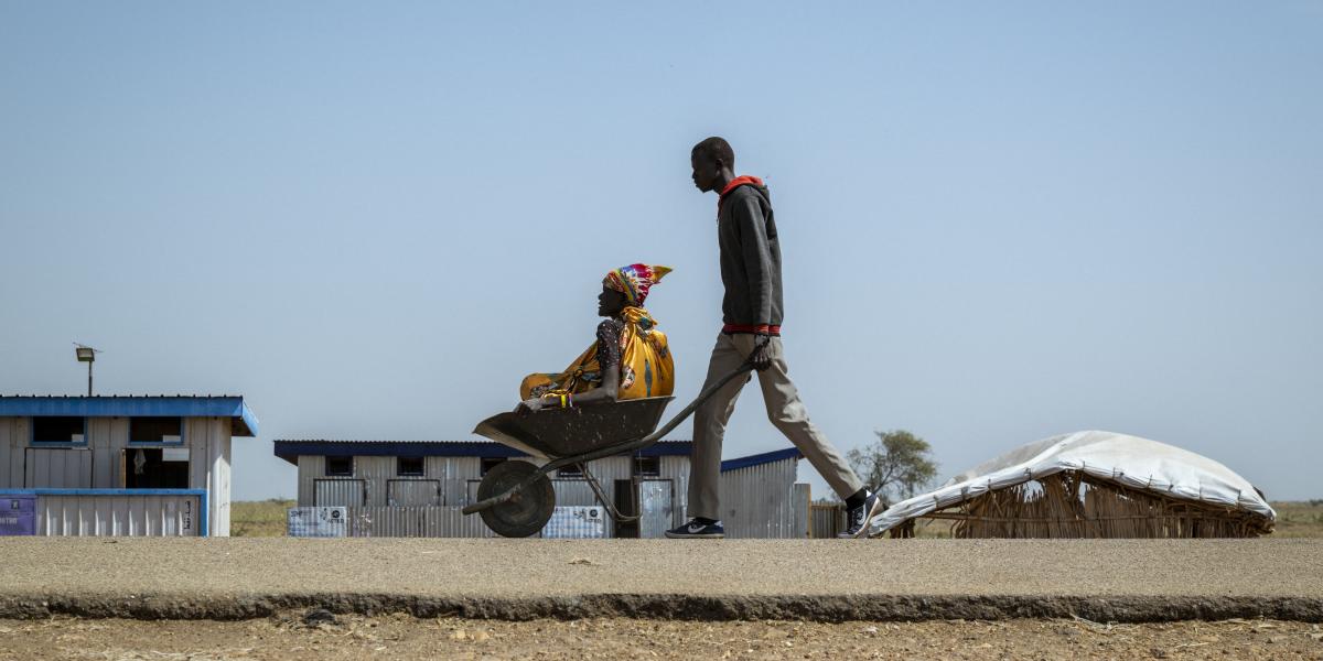 Körülbelül 14 millió ember vált földönfutóvá