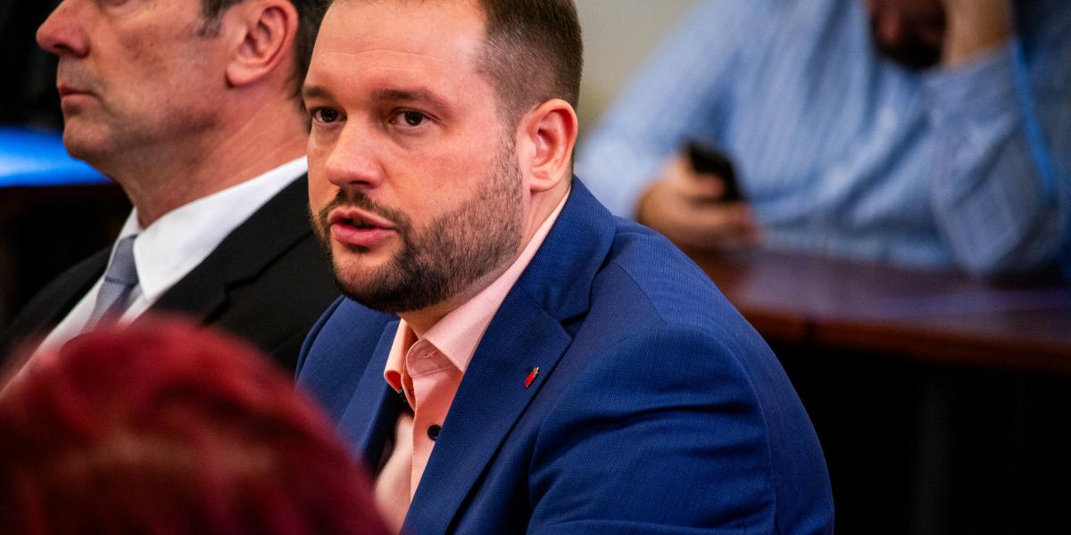 Déri Tibor a fővárosi közgyűlés ülésén november 26-án 