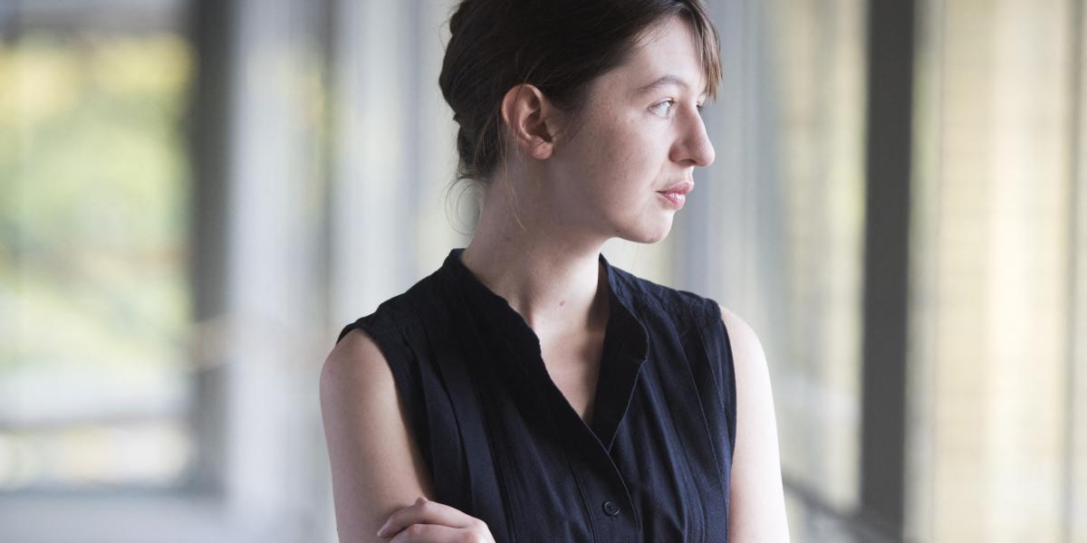 Lehet, hogy Sally Rooney művei teljes egészében eltűnnek a brit könyvesboltok polcairól