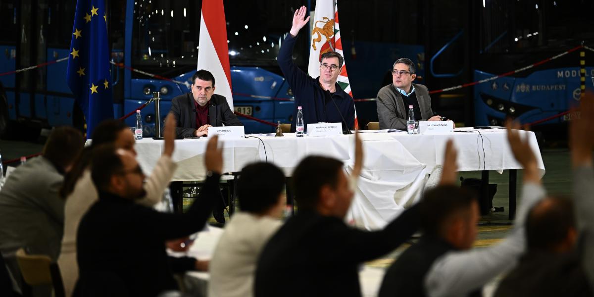 Rendkívüli közgyűlés december 1-jén.